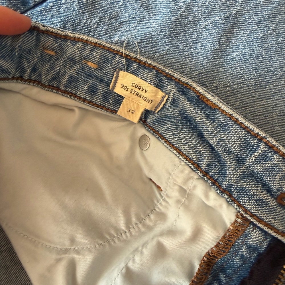 Curvy 90s Straight Jeans
